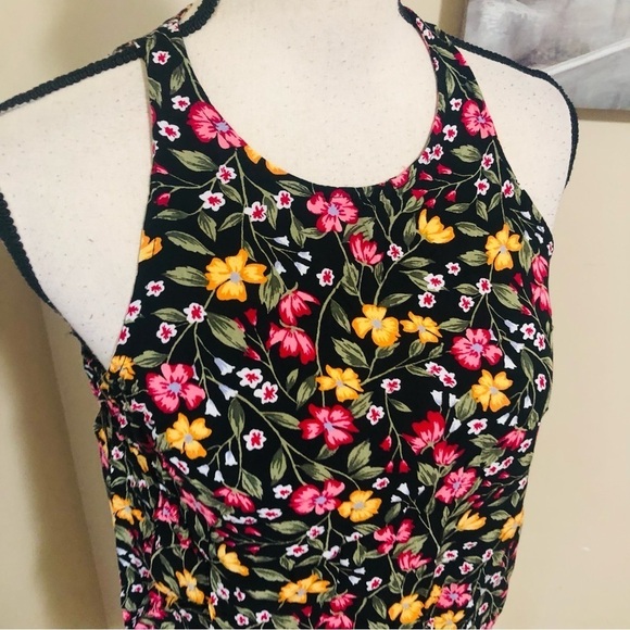 Old Navy Floral Halter Top - Picture 2 of 8